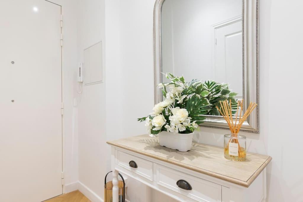 Apartamento Promenade, 2Pieces Chic Et Clim Avec Terrasse Niza Exterior foto